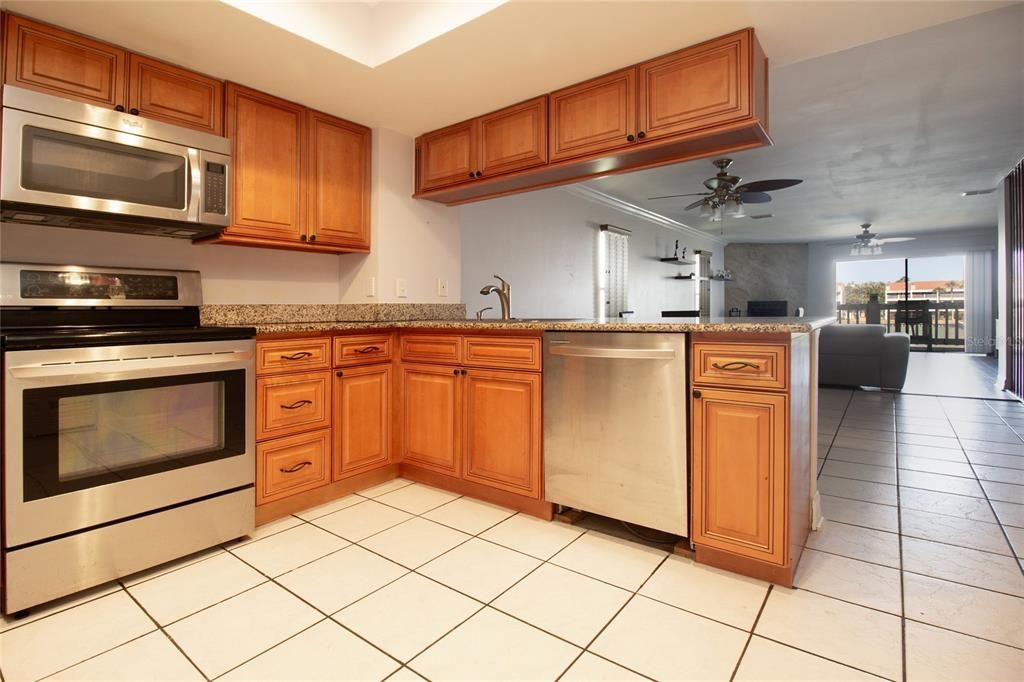 En Venta: $639,000 (2 camas, 2 baños, 1450 Pies cuadrados)