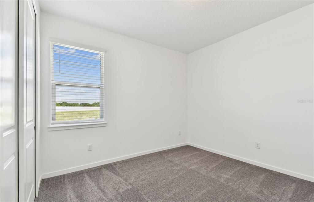 合同活跃: $693,580 (5 贝兹, 4 浴室, 3295 平方英尺)