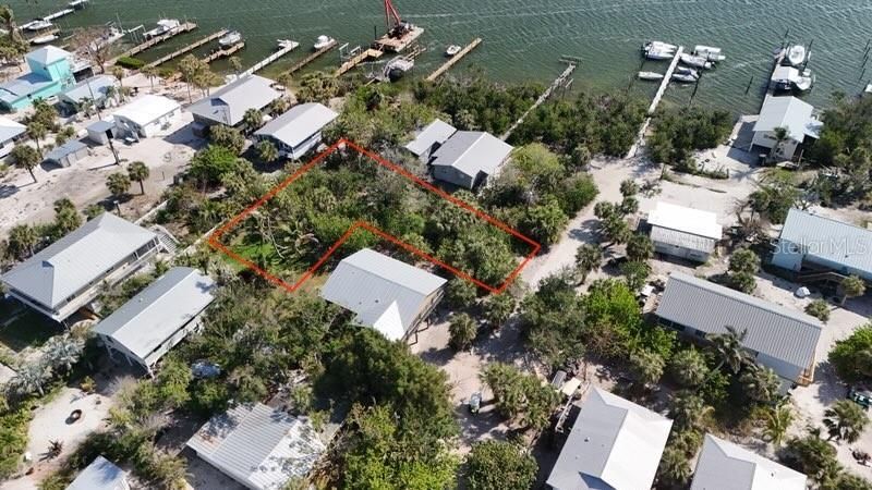 For Sale: $200,000 (0.20 acres)