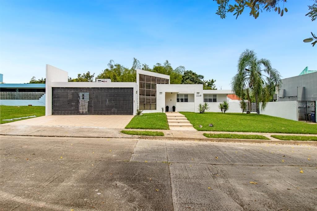 Casa (vista frontal)