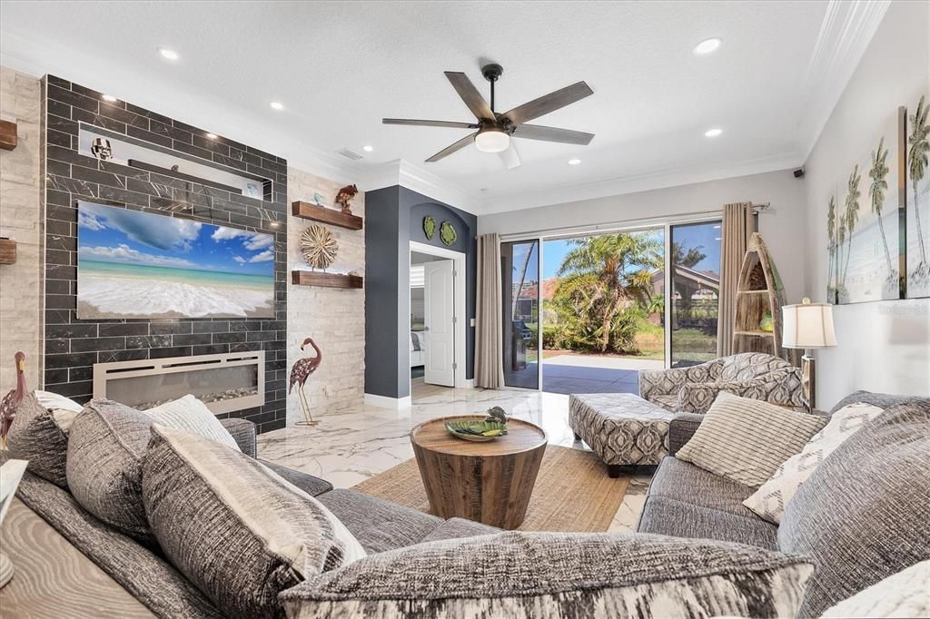 Active With Contract: $564,000 (3 beds, 2 baths, 1740 Square Feet)