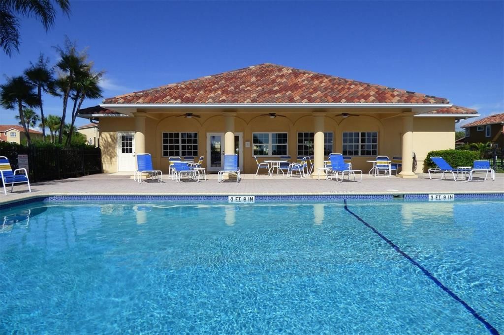 Active With Contract: $564,000 (3 beds, 2 baths, 1740 Square Feet)