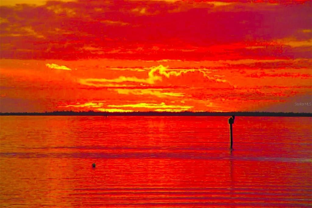 Active With Contract: $564,000 (3 beds, 2 baths, 1740 Square Feet)