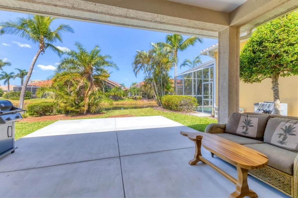 Active With Contract: $564,000 (3 beds, 2 baths, 1740 Square Feet)