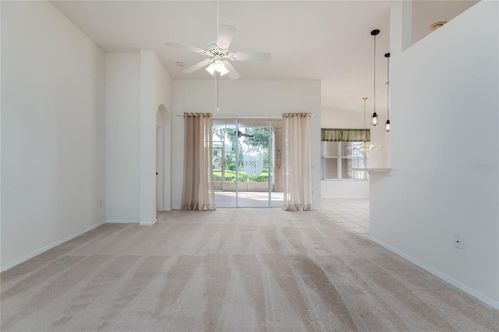 Active With Contract: $410,000 (3 beds, 2 baths, 1786 Square Feet)