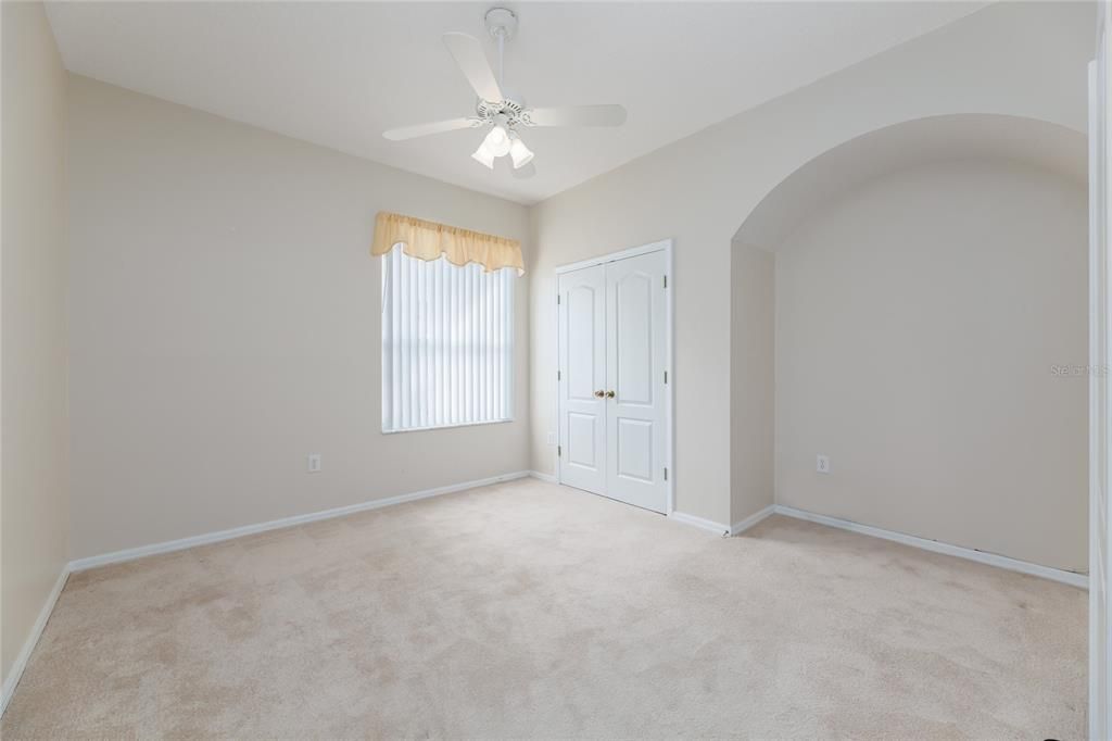 Active With Contract: $410,000 (3 beds, 2 baths, 1786 Square Feet)