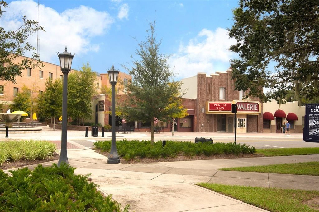 На продажу: $105,000 (1.49 acres)