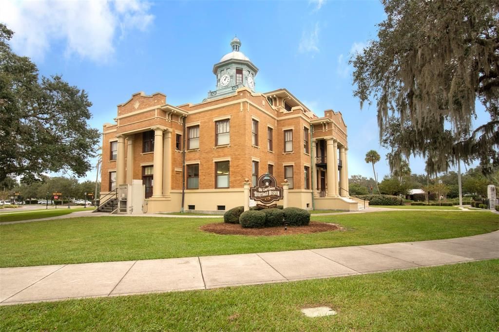 На продажу: $105,000 (1.49 acres)