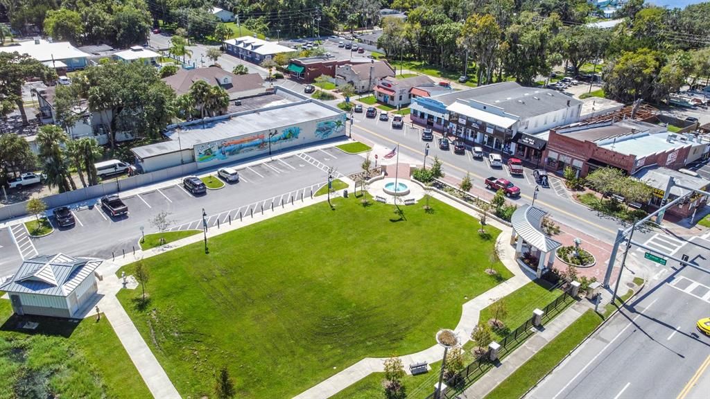 На продажу: $105,000 (1.49 acres)