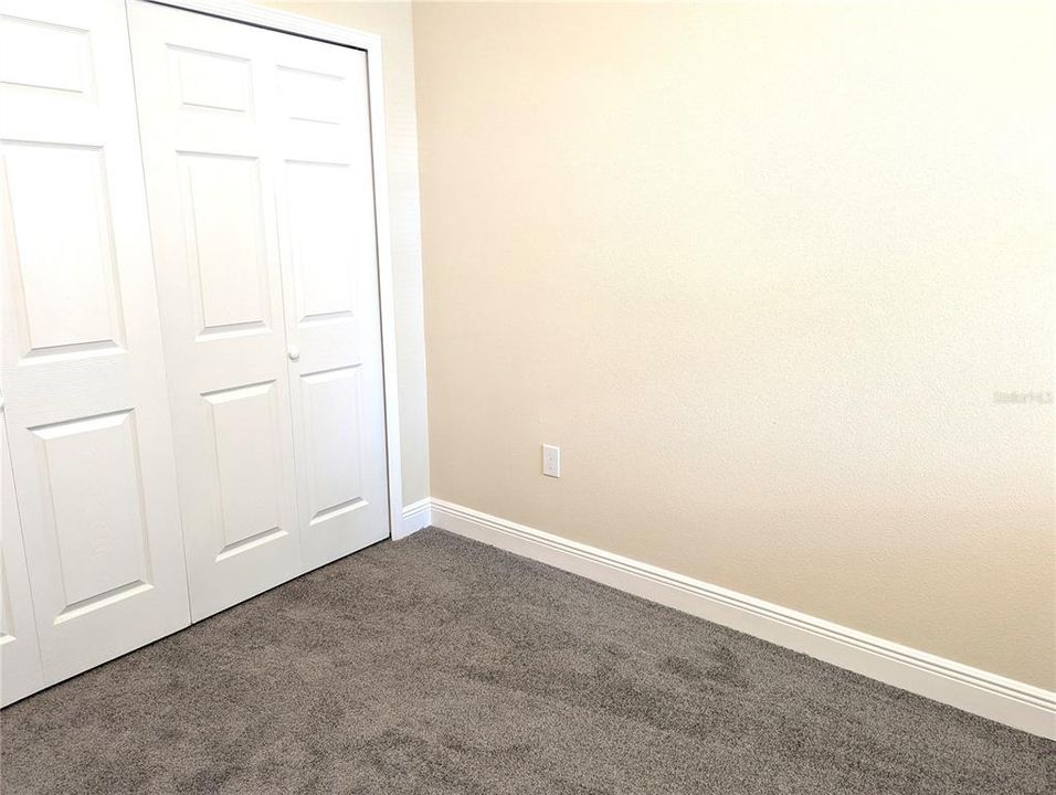 For Sale: $292,900 (3 beds, 2 baths, 1401 Square Feet)