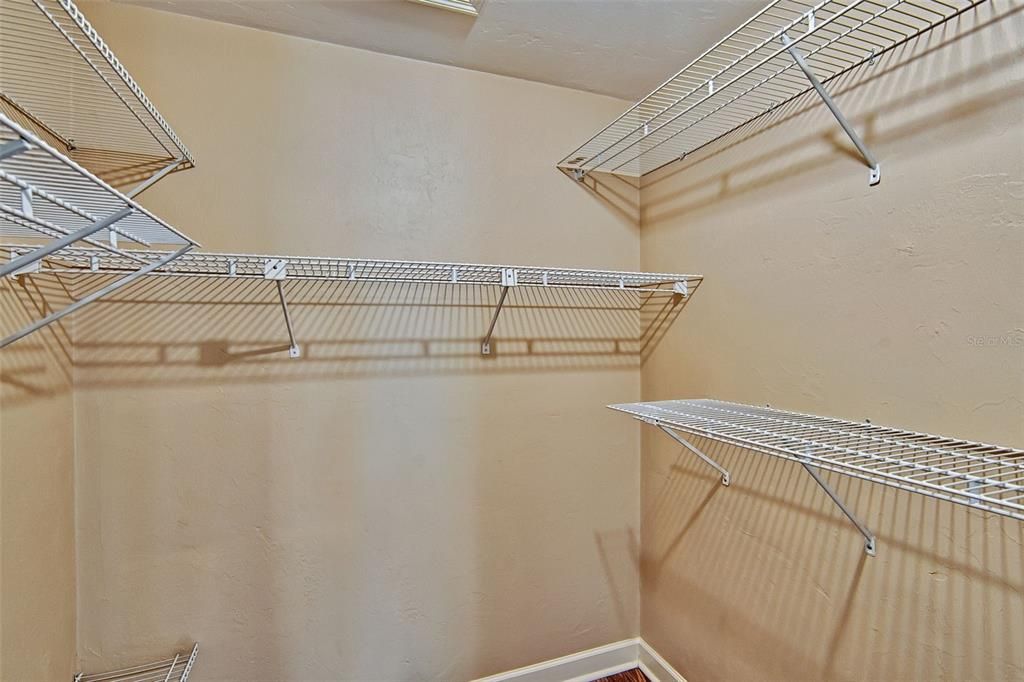 Active With Contract: $329,900 (3 beds, 2 baths, 1352 Square Feet)