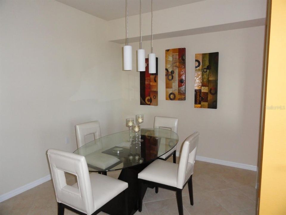 For Rent: $4,700 (2 beds, 2 baths, 1156 Square Feet)