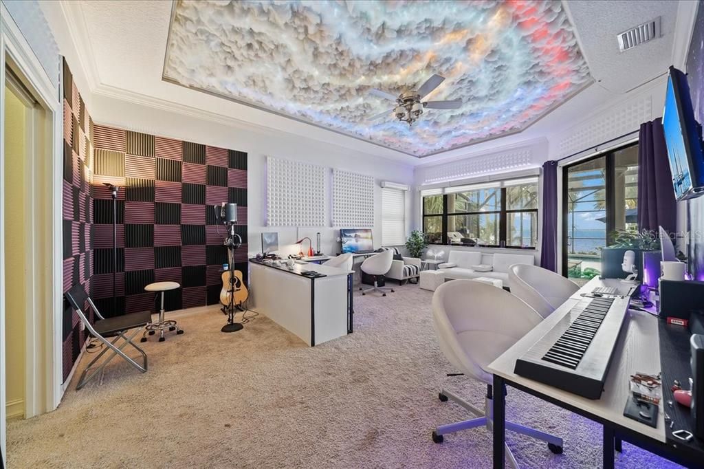 На продажу: $1,150,000 (5 спален, 4 ванн, 3727 Квадратных фут)