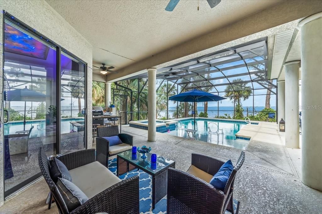 На продажу: $1,150,000 (5 спален, 4 ванн, 3727 Квадратных фут)