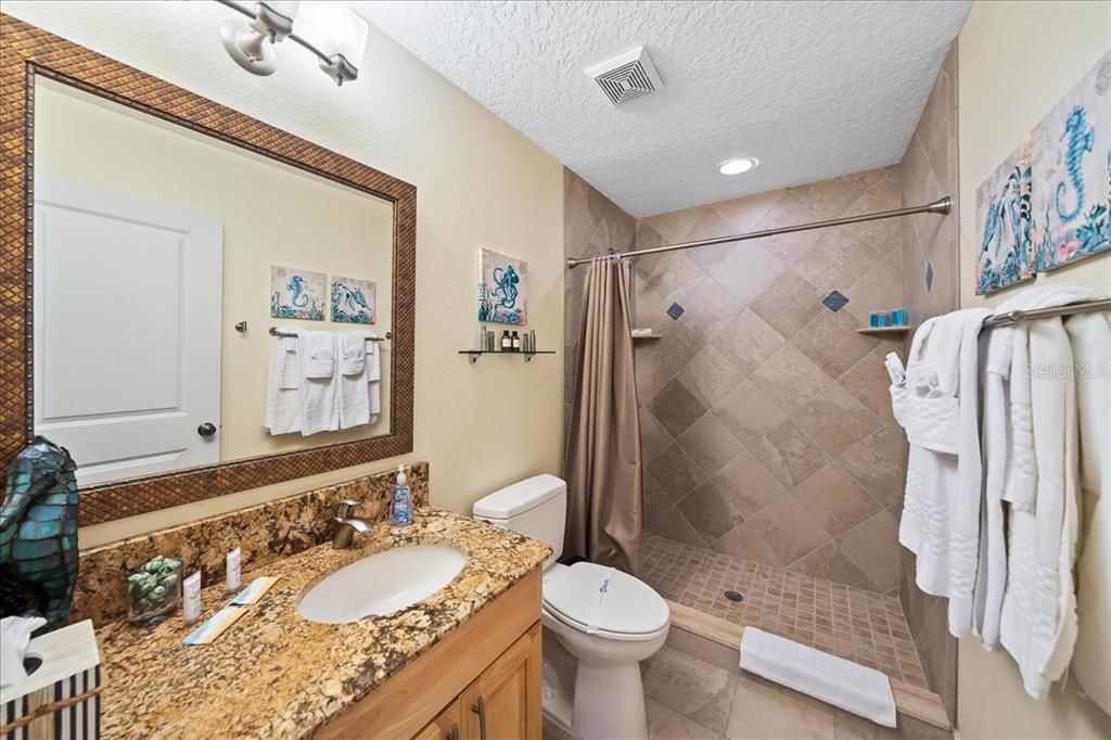 На продажу: $1,150,000 (5 спален, 4 ванн, 3727 Квадратных фут)