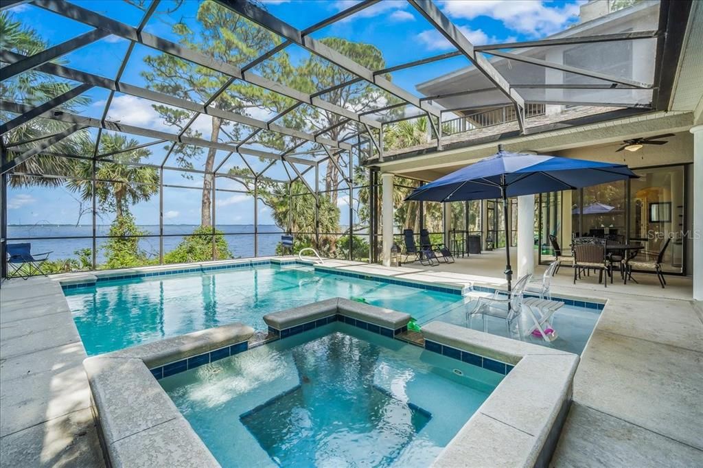 На продажу: $1,150,000 (5 спален, 4 ванн, 3727 Квадратных фут)