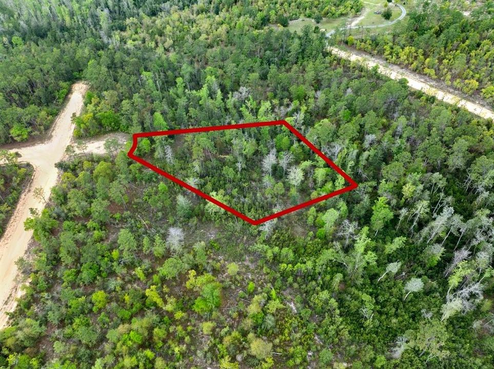 На продажу: $15,499 (2.12 acres)