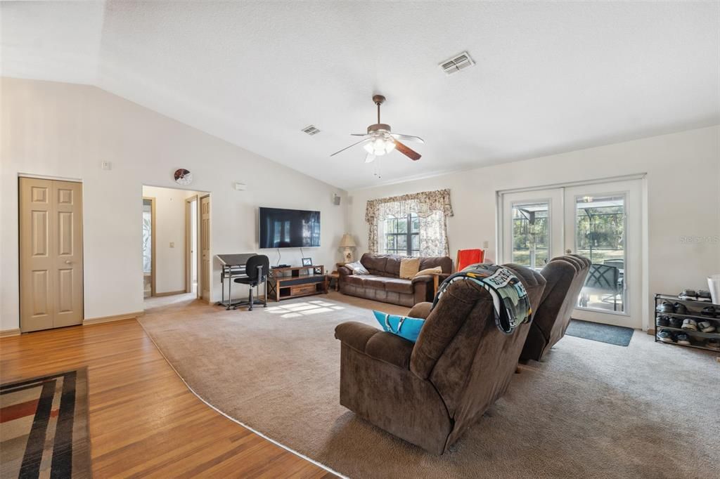 For Sale: $625,000 (4 beds, 3 baths, 2514 Square Feet)