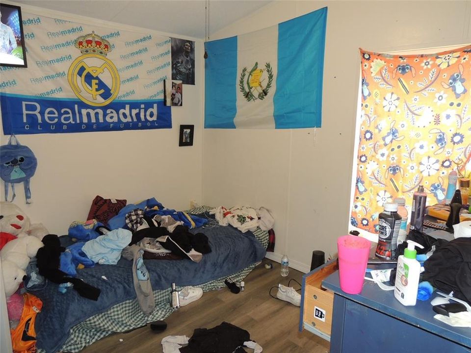 待售: $154,900 (3 贝兹, 2 浴室, 1216 平方英尺)