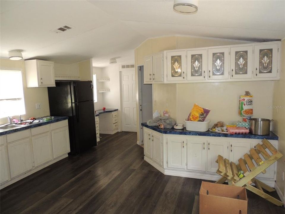 待售: $154,900 (3 贝兹, 2 浴室, 1216 平方英尺)