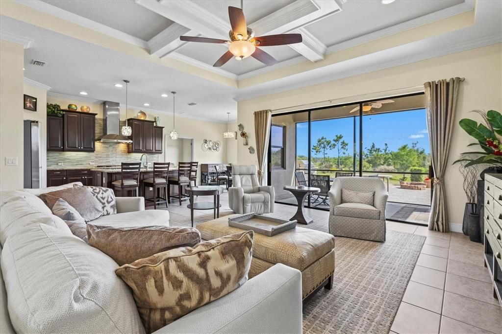 出租: $4,200 (3 贝兹, 2 浴室, 2267 平方英尺)