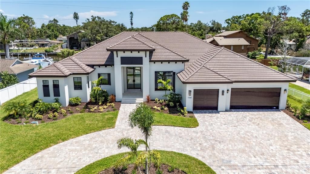 For Sale: $3,875,000 (4 beds, 4 baths, 4343 Square Feet)