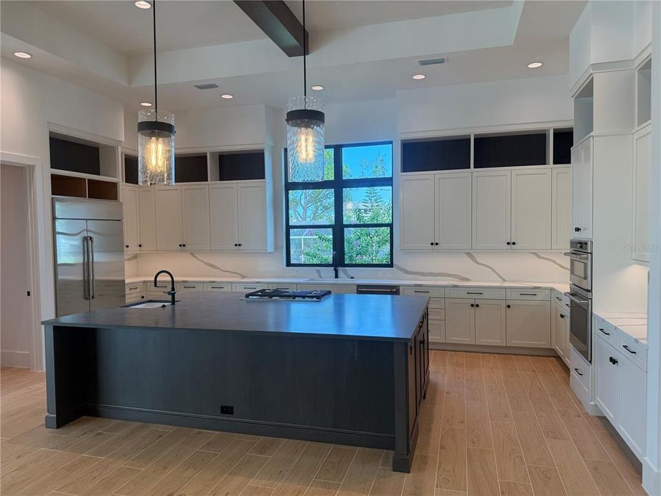 For Sale: $3,875,000 (4 beds, 4 baths, 4343 Square Feet)