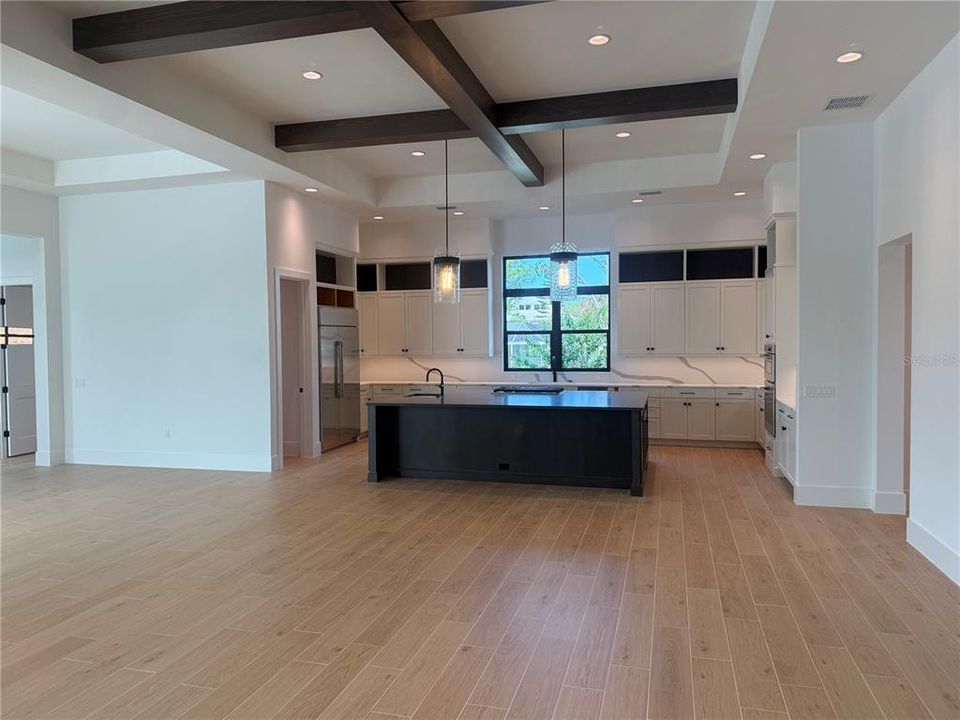 For Sale: $3,875,000 (4 beds, 4 baths, 4343 Square Feet)