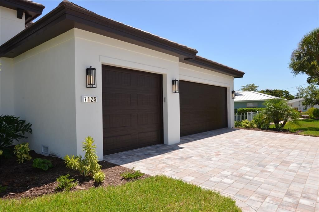 For Sale: $3,875,000 (4 beds, 4 baths, 4343 Square Feet)