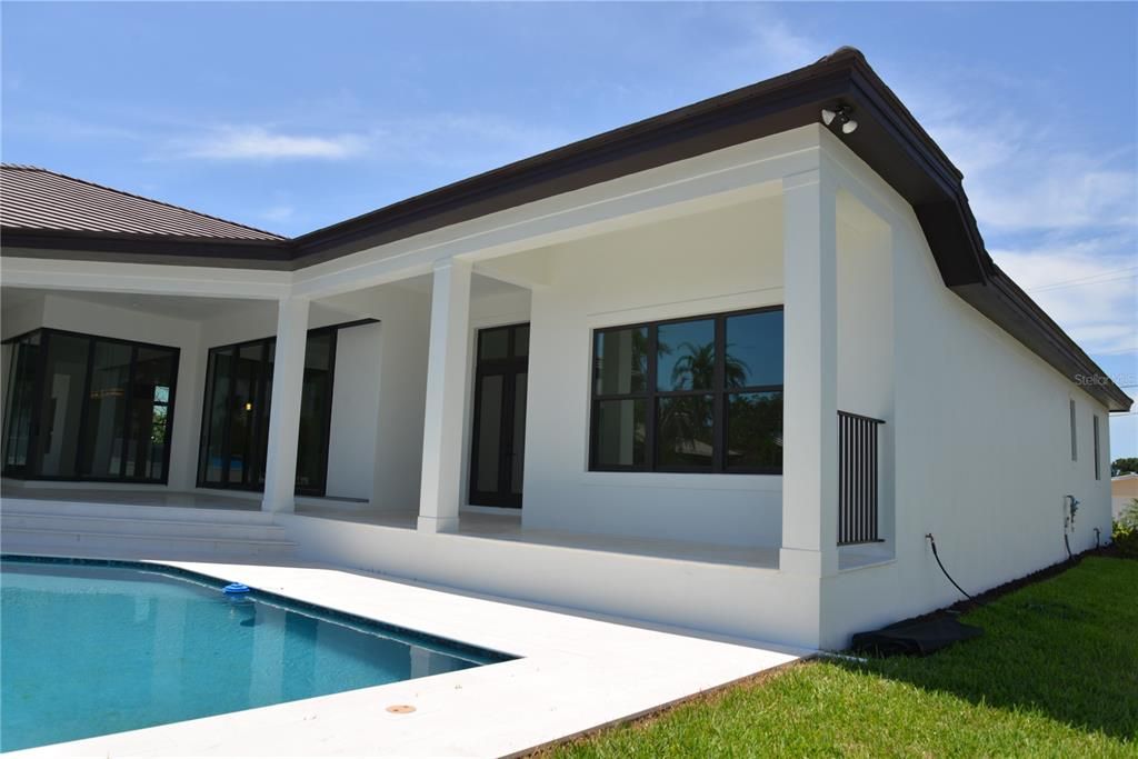 For Sale: $3,875,000 (4 beds, 4 baths, 4343 Square Feet)