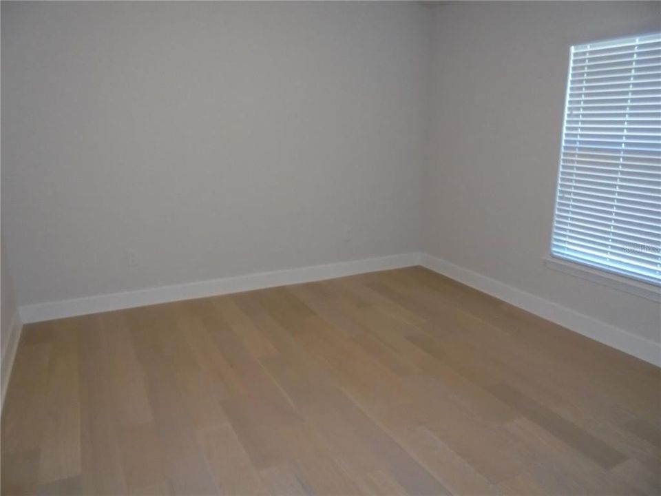 En Venta: $324,000 (4 camas, 2 baños, 1639 Pies cuadrados)