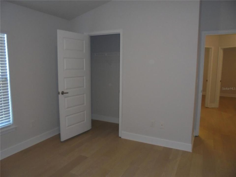 En Venta: $324,000 (4 camas, 2 baños, 1639 Pies cuadrados)