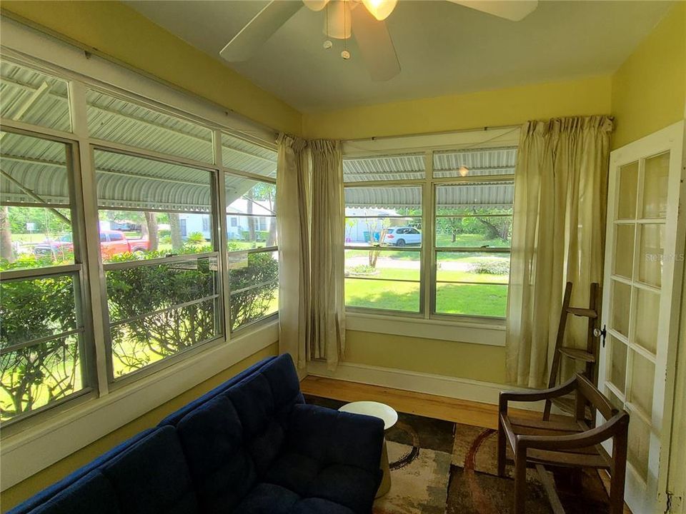 En Renta: $1,500 (2 camas, 1 baños, 1213 Pies cuadrados)