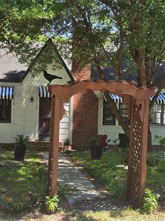 En Renta: $1,500 (2 camas, 1 baños, 1213 Pies cuadrados)