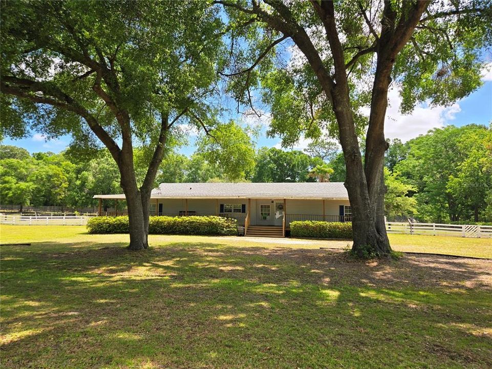 Недавно продано: $189,000 (3 спален, 2 ванн, 1719 Квадратных фут)