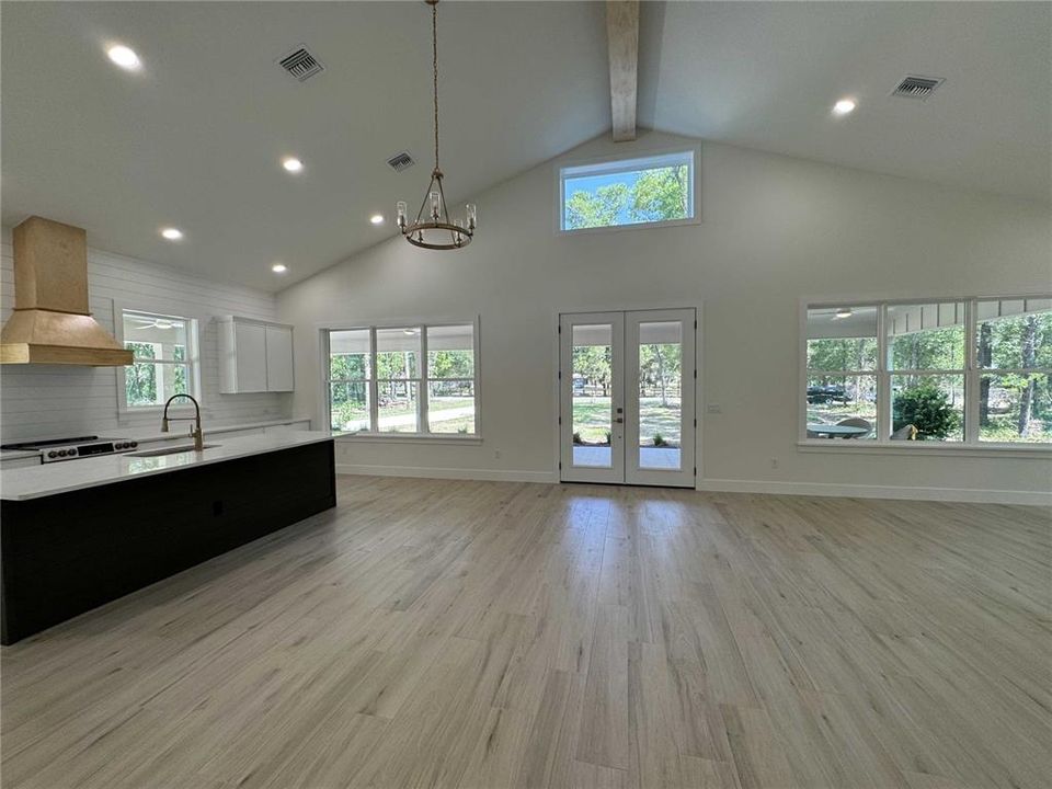 На продажу: $749,000 (4 спален, 3 ванн, 2506 Квадратных фут)