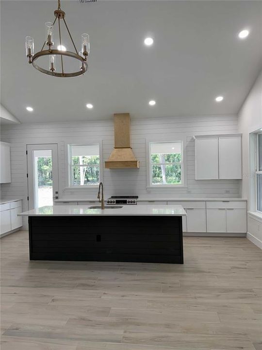 На продажу: $749,000 (4 спален, 3 ванн, 2506 Квадратных фут)