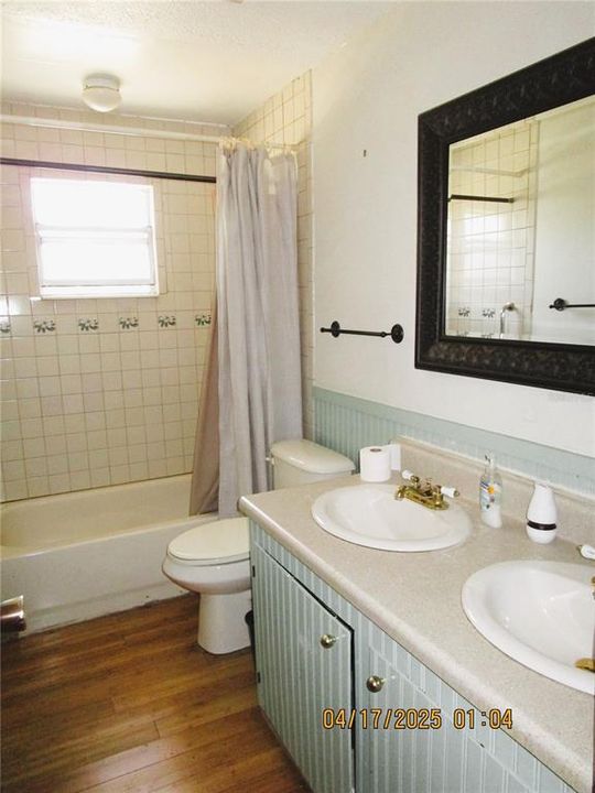 待售: $299,000 (4 贝兹, 2 浴室, 1803 平方英尺)