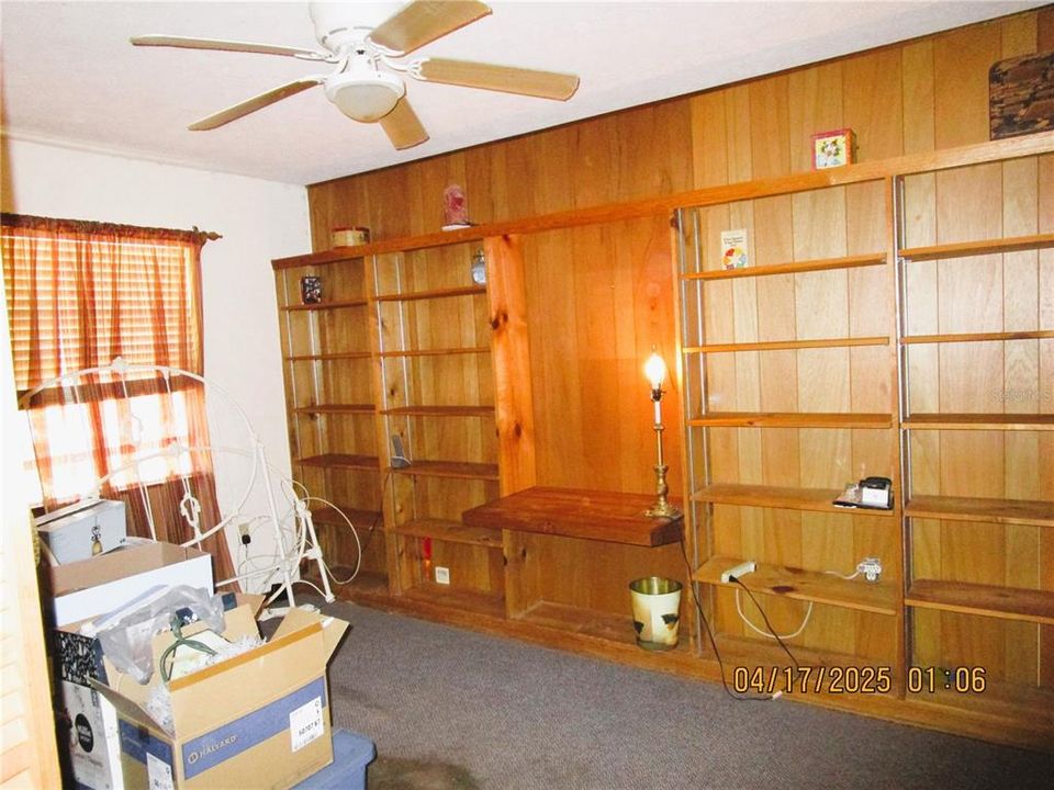 待售: $299,000 (4 贝兹, 2 浴室, 1803 平方英尺)