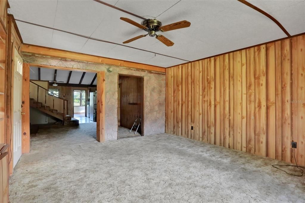 En Venta: $250,000 (3 camas, 2 baños, 1778 Pies cuadrados)