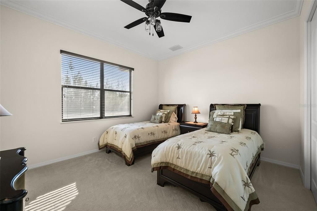 For Sale: $2,000,000 (4 beds, 4 baths, 5206 Square Feet)