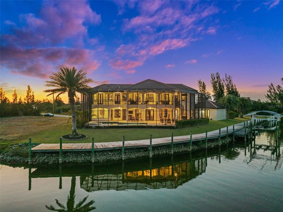 For Sale: $2,000,000 (4 beds, 4 baths, 5206 Square Feet)