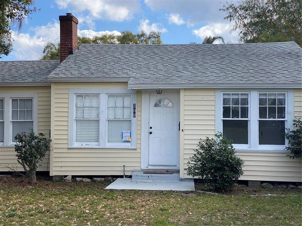 Recientemente alquilado: $1,000 (2 camas, 1 baños, 996 Pies cuadrados)