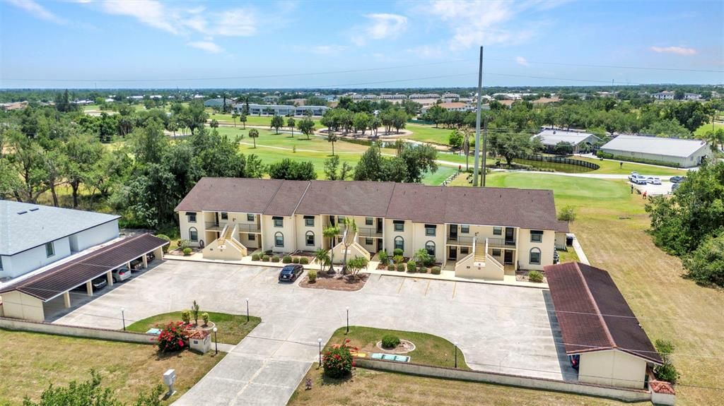 For Sale: $155,000 (2 beds, 2 baths, 1050 Square Feet)