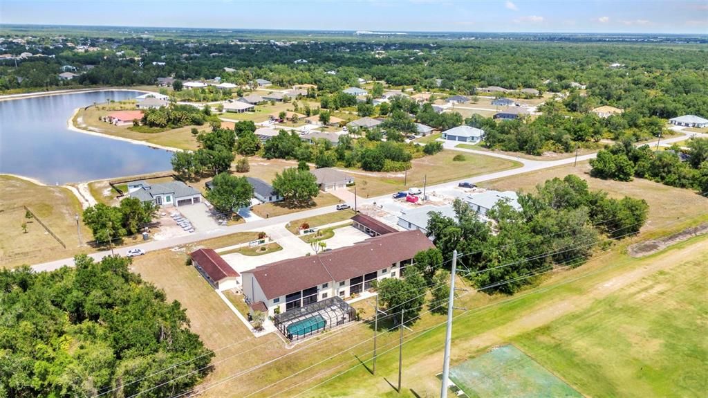 For Sale: $155,000 (2 beds, 2 baths, 1050 Square Feet)