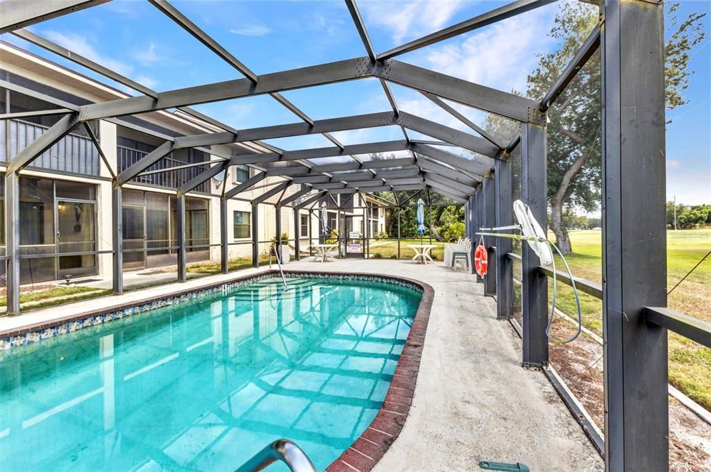 For Sale: $155,000 (2 beds, 2 baths, 1050 Square Feet)