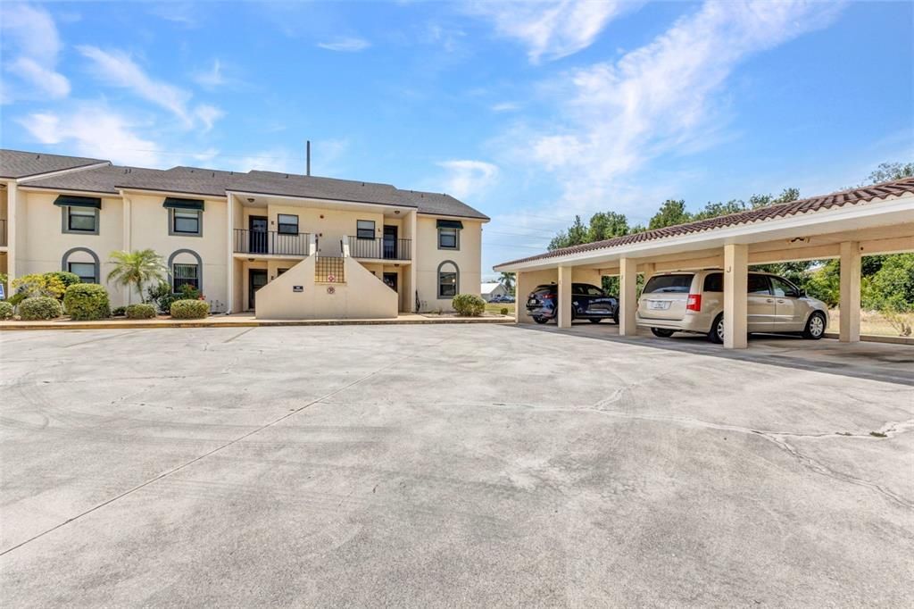 For Sale: $155,000 (2 beds, 2 baths, 1050 Square Feet)