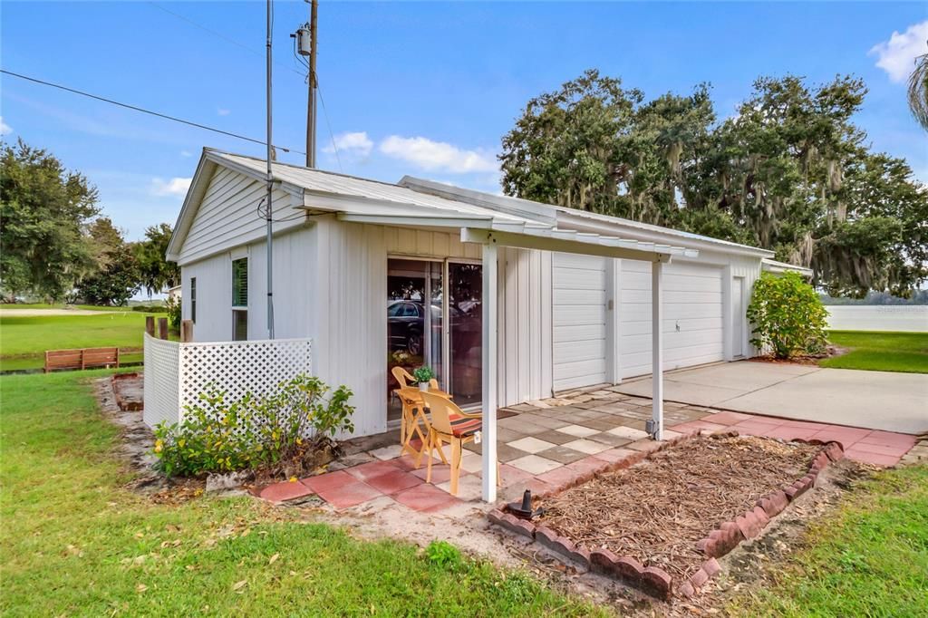 For Sale: $679,900 (6 beds, 5 baths, 1500 Square Feet)