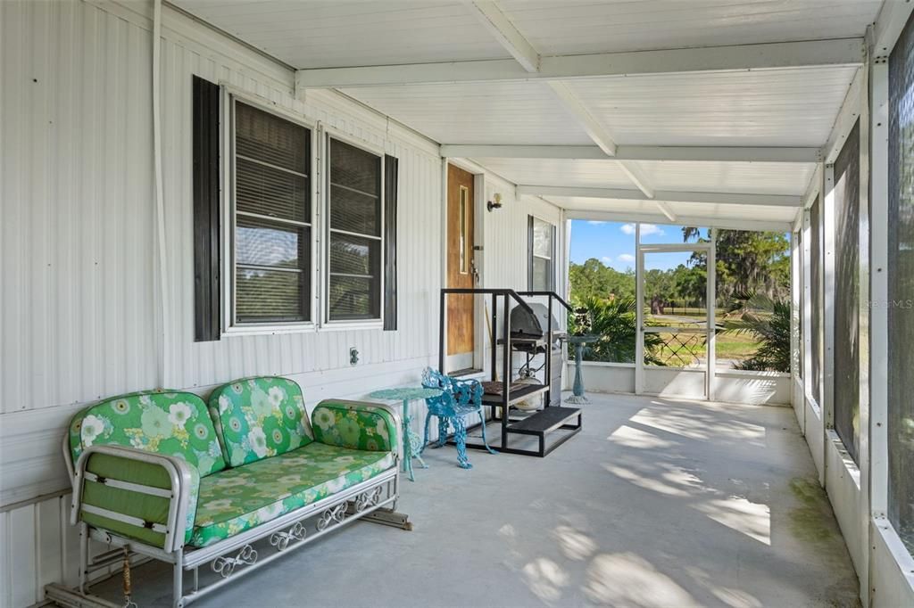 For Sale: $679,900 (6 beds, 5 baths, 1500 Square Feet)