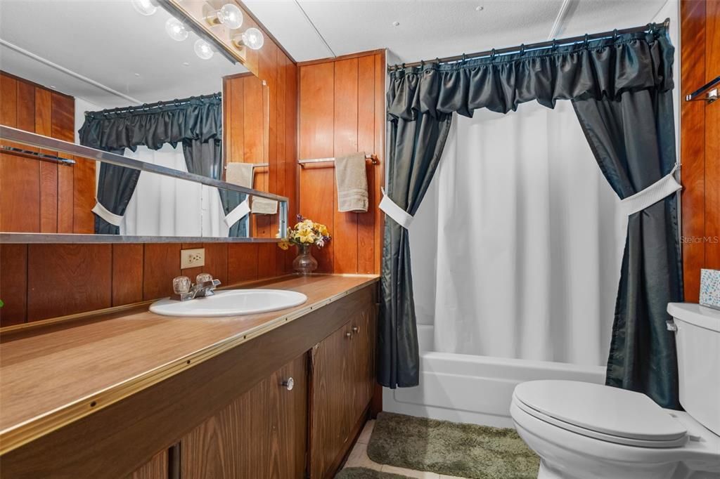 For Sale: $679,900 (6 beds, 5 baths, 1500 Square Feet)